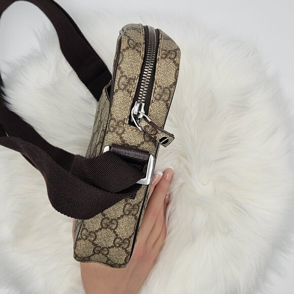 Gucci Mono Messenger Bag Ebony - Picture 15 of 17